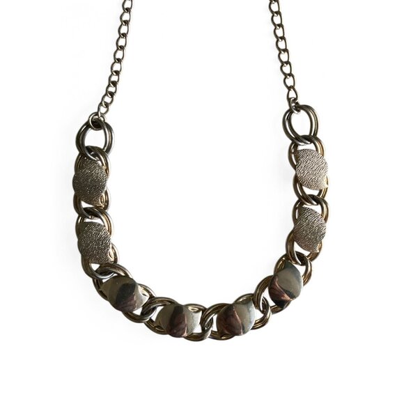 Vintage Brass Chain Choker Necklace With Textured & Polished Links 15.75" - Picture 3 of 4
